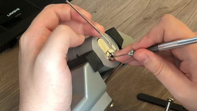 Dierre New Power Picked & Gutted смотреть онлайн