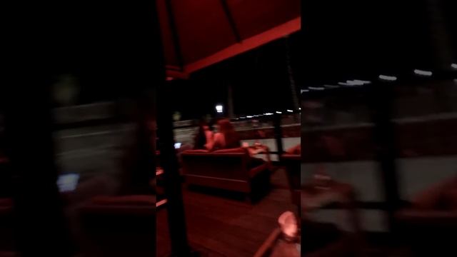 Barcelona the night time смотреть онлайн