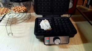 Вафли Бельгийские лимонные. Творожные. Вафли Венские с колбасой