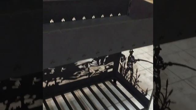 МАНГАЛЫ С РЕЗНЫМИ РИСУНКАМИ смотреть онлайн