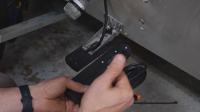 Unboxing the Garmin Echomap Ultra 122SV + UHD Size Comparison! смотреть онлайн