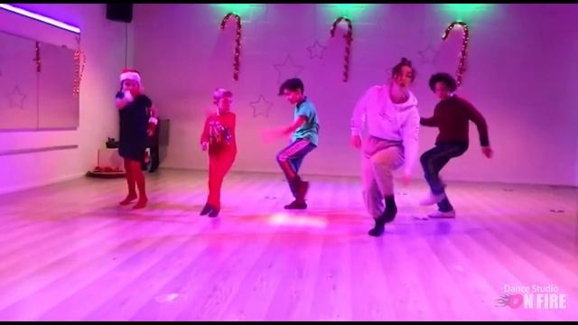 Dance Studio On Fire  Online Kerstshow 2021  Dancehall tm 11 jaar  Ohh Lala La