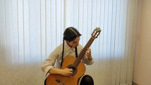 И.С. Бах Прелюдия BWV 998
А. Иванов-Крамской Вариации на тему РНП "Как у месяца