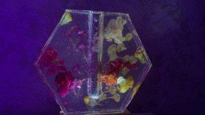Светильк-ваза из сухоцветов и эпоксидки.