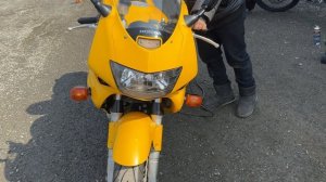 Видео запуска: Honda VTR 1000 F