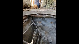Прокладка водопроводных труб в гильзе.