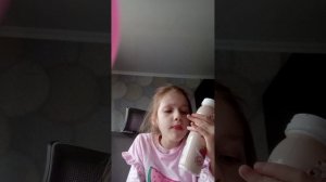 булочка с вишней и лесные ягоды