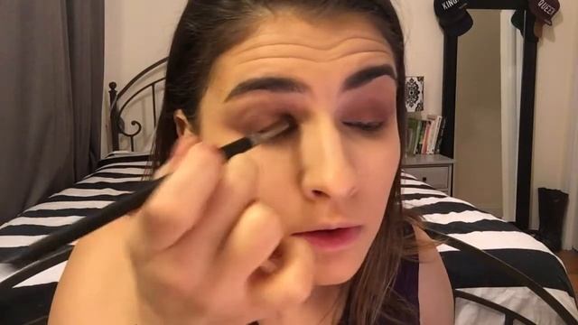 UH OH... I TRIED FOLLOWING A SONJDRADELUXE MAKEUP TUTORIAL смотреть онлайн