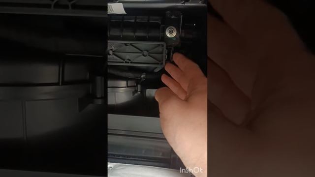 Замена салонного фильтра NORDFIL CN1065K на Haval Jolion смотреть онлайн