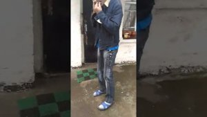 А ты сможешь сесть ложку корицы? Он смог😂😂😂