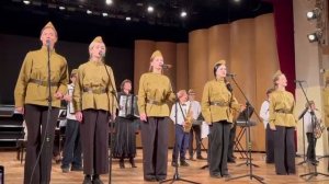 Б. Мокроусов "Песенка фронтового шофёра" исп. эстр.ансамбль рук. В. Пилипенко