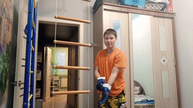 ВЛОГ. Смех без причины/Купила кофемолку/Наследство аниматора смотреть онлайн