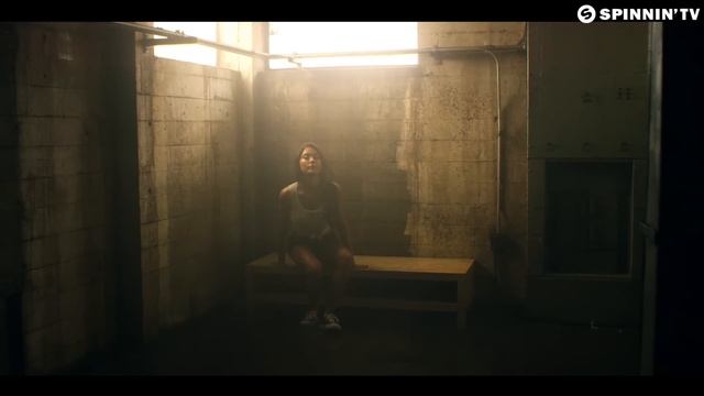 Очень секси!Танцует, стриптиз, пластика, красавица, тверк, шест, музыка, басс смотреть онлайн