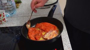 Стейк из индейки по-московски и салат