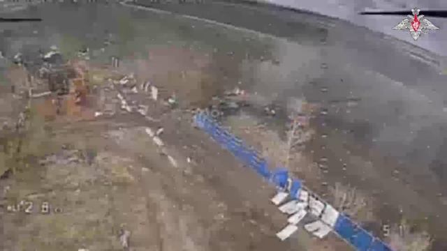 Уничтожение боевой бронированной техники ВСУ FPV-дронами