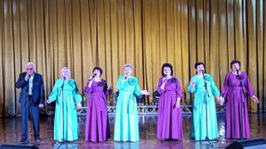 МБУК "ЦКС "Снежинка"
Ансамбль "Снежняночки"
"Соловей - соловушка"
