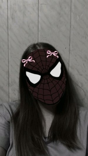 играю на гитаре) подпишитесь на мой тг https://t.me/loriksils