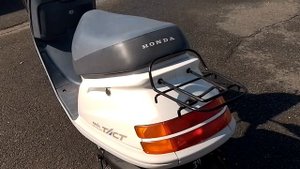 Хонда Такт AF-24 95й год,состояние нового скутера