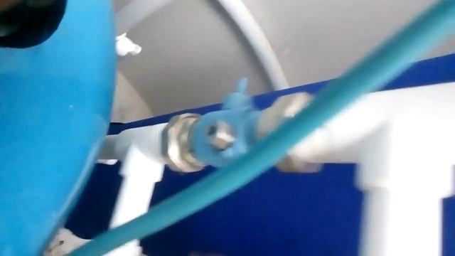 Обезжелезиватель воды в кессоне - безкомпрессорная аэрация воды смотреть онлайн