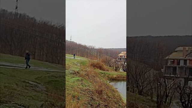 Прогулка на Вишнёвой горе . Родник