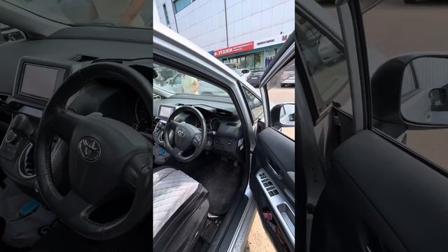 Неувидающий Бестселлер Toyota Wish