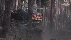 Кадры боевой работы РСЗО «Град»