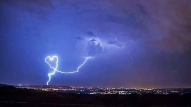 Chernikovskaya hata - Спектакль окончен(sped up) смотреть онлайн