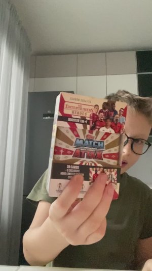 Открываю Booster tin number 2,3,4