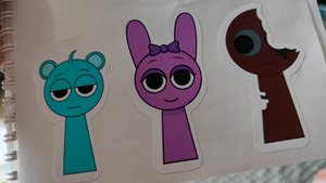 клеим с детьми наклейки со спрунки в детский альбом, детские игры, наклейки спрунки для детей