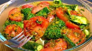 Вкуснейший салат из помидоров и огурцов! Волшебный салат - простой и быстрый!