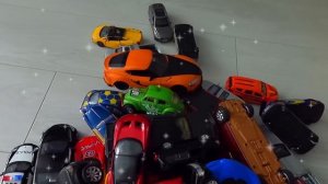 Марк и истории о жадности с большими и маленькими автомобилями