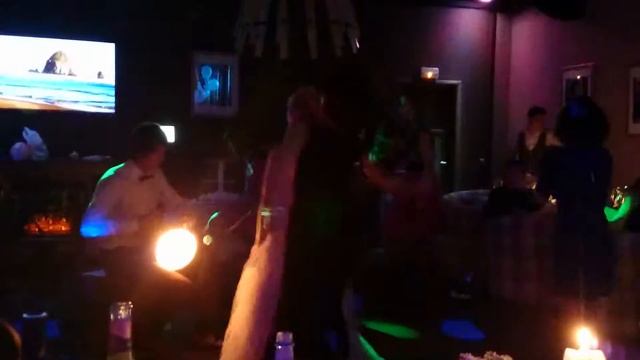 Михон выступает на свадьбе И&И Лактионовых смотреть онлайн