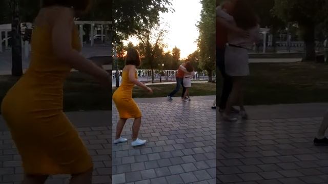 Salsa NY (P.Beker, Katya E.) смотреть онлайн