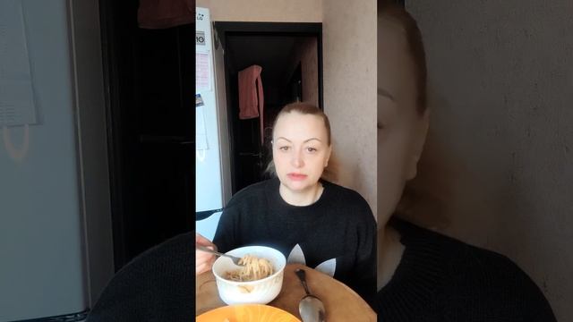 Мукбанг- макароны по флотски и солёности