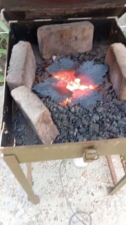 Горн,разогреваем металл.