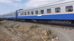 ТЭП33А-0043 с фирменным поездом №037Х "Маңғыстау" Семей-Мангистау