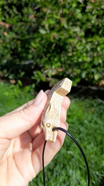 Viking Thor's Hammer pendant. Mjolnir jewelry with Wolf head and Triquetra. Moose Antler hand-carve смотреть онлайн