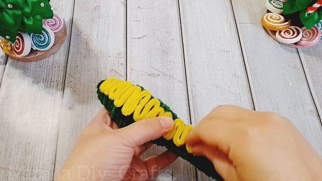 Змейка из синельной проволоки😍😍😍