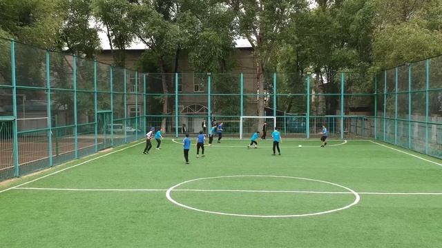 БУДНИ В КОЛЛЕДЖЕ смотреть онлайн