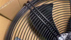 Видеообзор вентилятор YWF4D-500-S-137/35-G