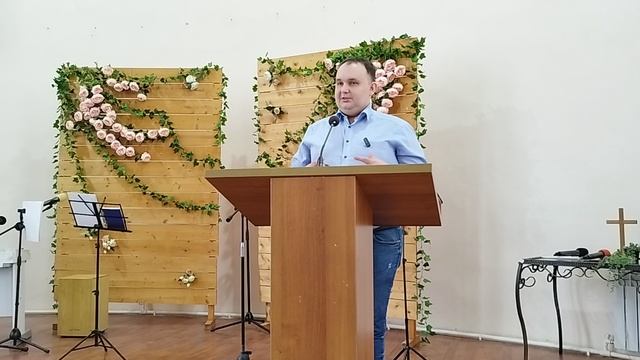 В.Ерещенко: "О хвалебной молитве (Псалом 144)".