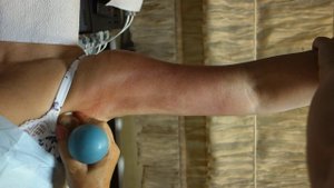 Подтянутые руки - вакуумный массаж c Наталией Осьмининой часть 1