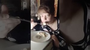 МУКБАНГ. ОЛИВЬЕ