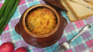 Аппетитное жаркое в горшочках из куриного мяса с грибами