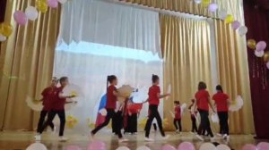 Танцевальный номер "Россия"