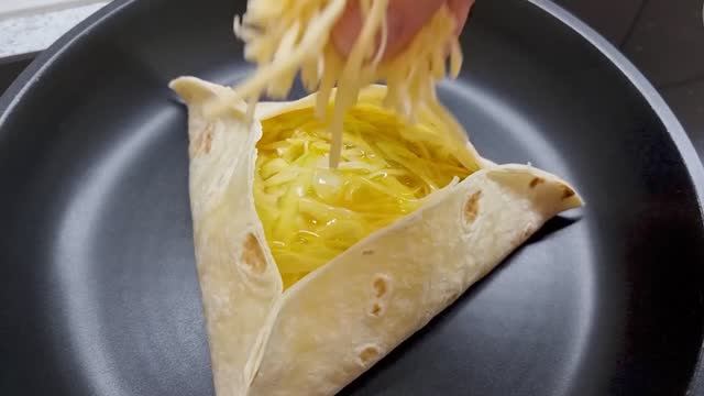 Яичница с овощами в тортилье - вкусно и необычно_ простые идеи для завтрака