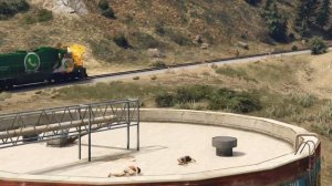 CAN YOU STOP THE WhatsApp TRAIN IN GTA 5? (Train VS WhatsApp)