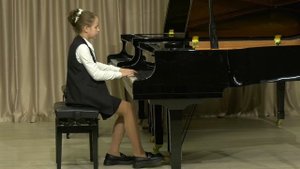 Ф. Амиров "Юмореска", П. И. Чайковский "Апрель"