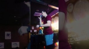 Вечер в караоке