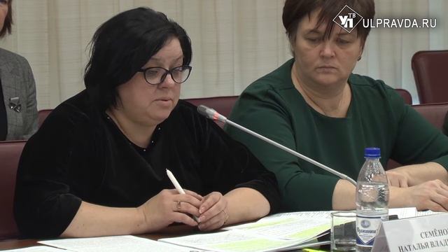 Строительство школ и безопасность. Министерство образования отчиталось перед парламентом